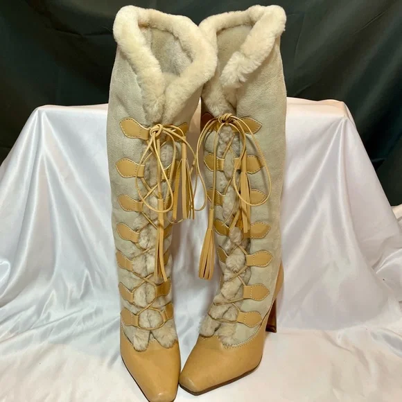 Vintage Y2K Manolo Blahnik Lace-Up Boots